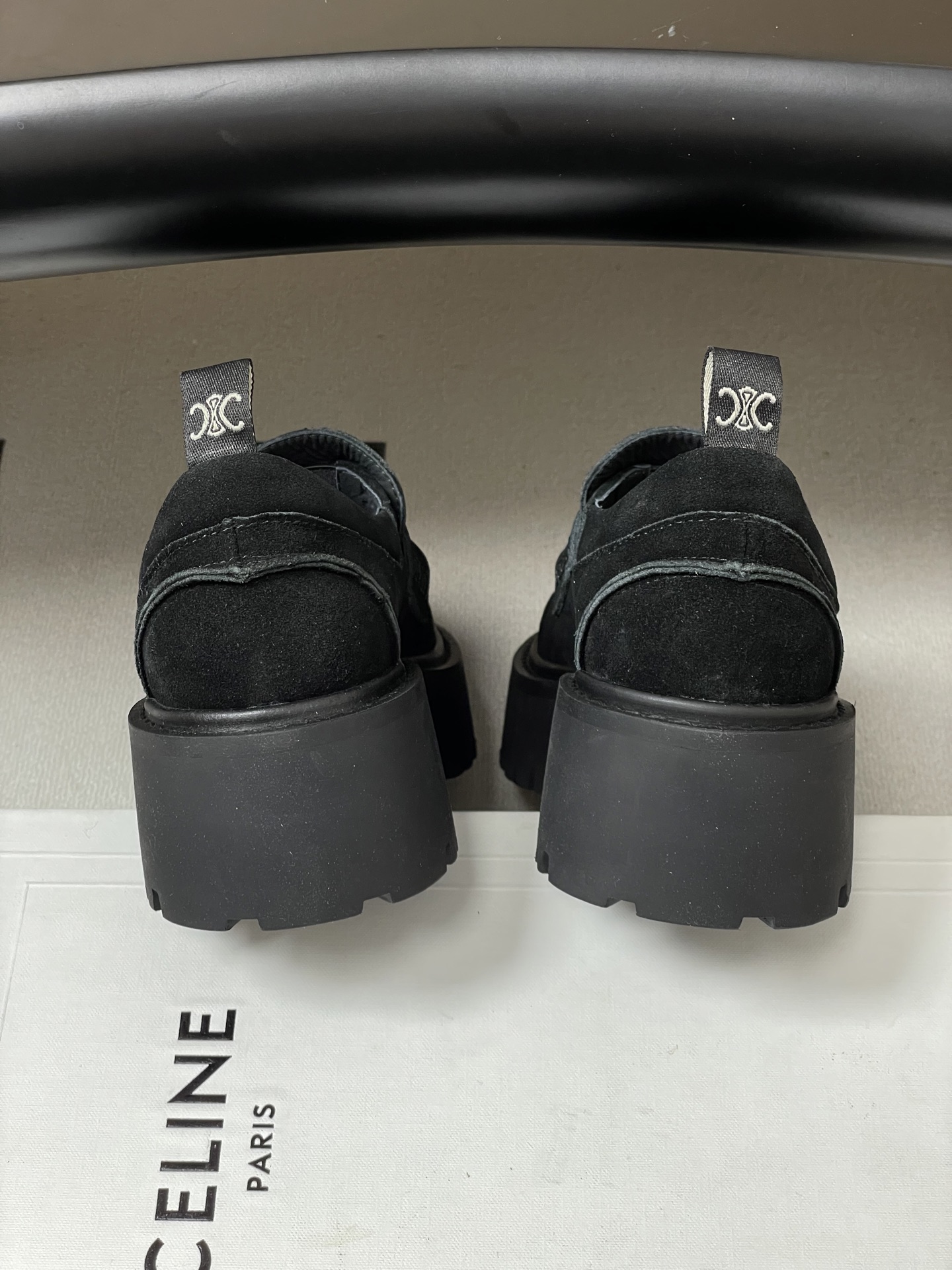 独創的な製造はセリーヌ 2025年秋冬コピー靴プラットフォーム ダービーシューズ 332723最高級