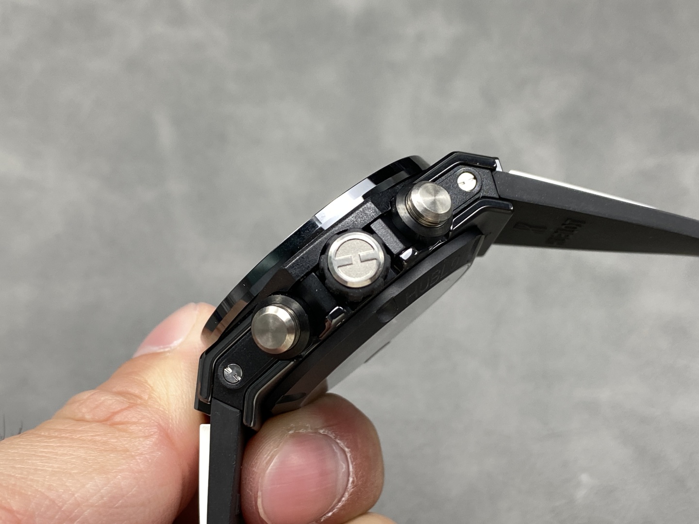 新商品ウブロビッグバンコピーウニコ スケルトン ダイヤル 421.CI.1170.RX時計BBF工場人気