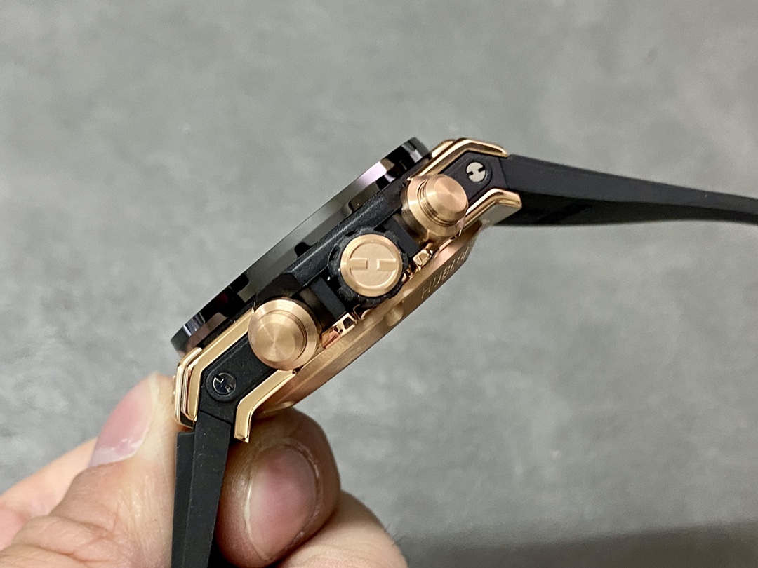 HB工場出品ウブロビッグバンコピー時計N級品販売 441.OM.1181.RX高い品質