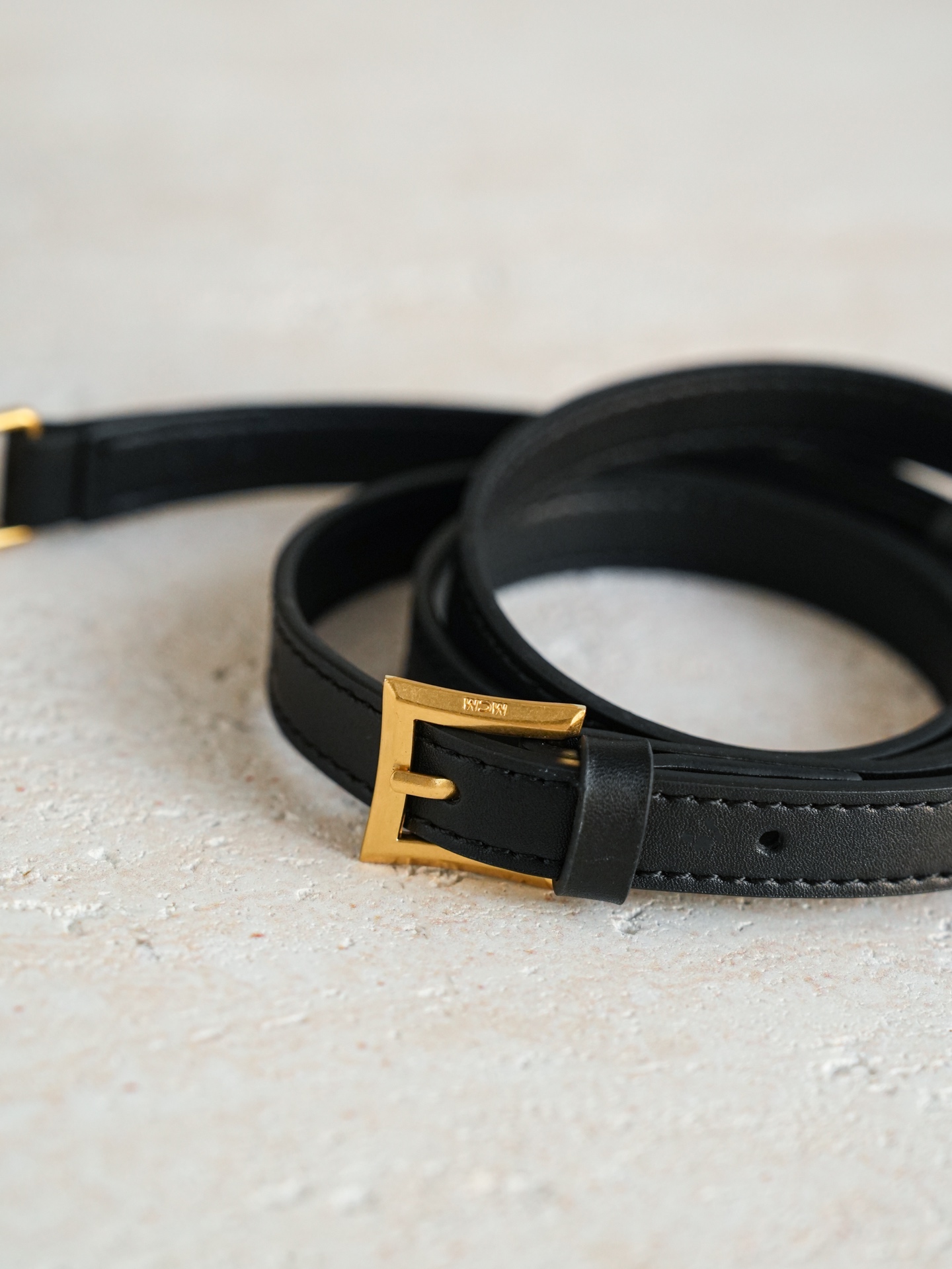 MCM新款可愛いブラック オールド フラワー オールオーバー プリントバッグ偽物品専門店です 442096代引きを販売