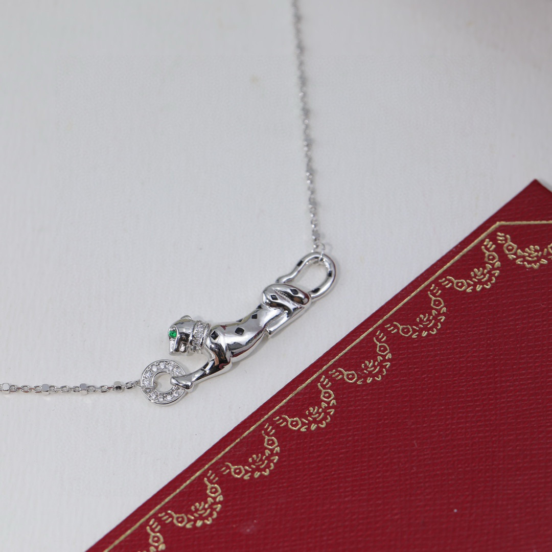 品質と絶妙カルティエジュエリーネックレスコピーパンサー ゴールド 447910人気