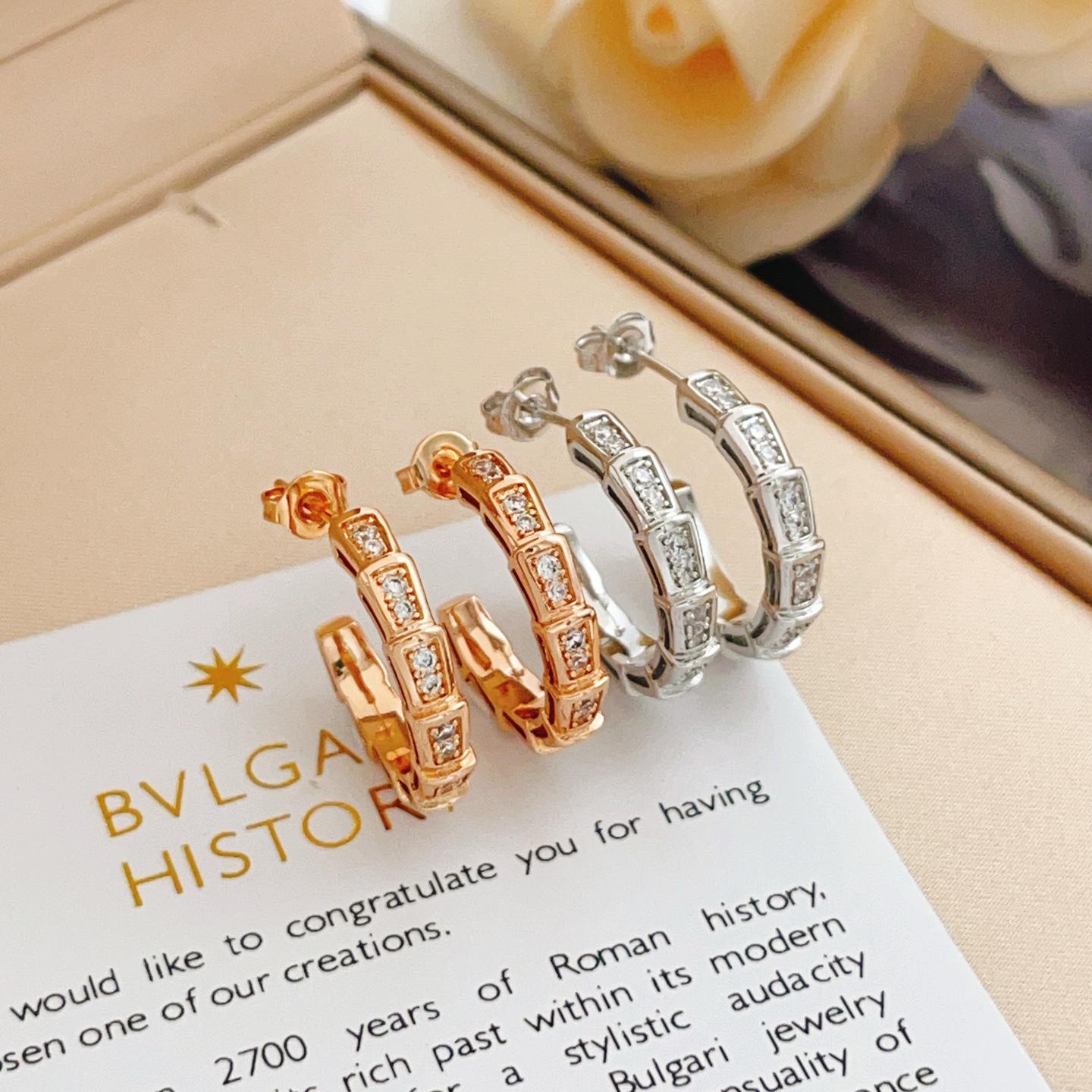 ブルガリ最新コピージュエリー満天の星ピアス 454658高貴な気質