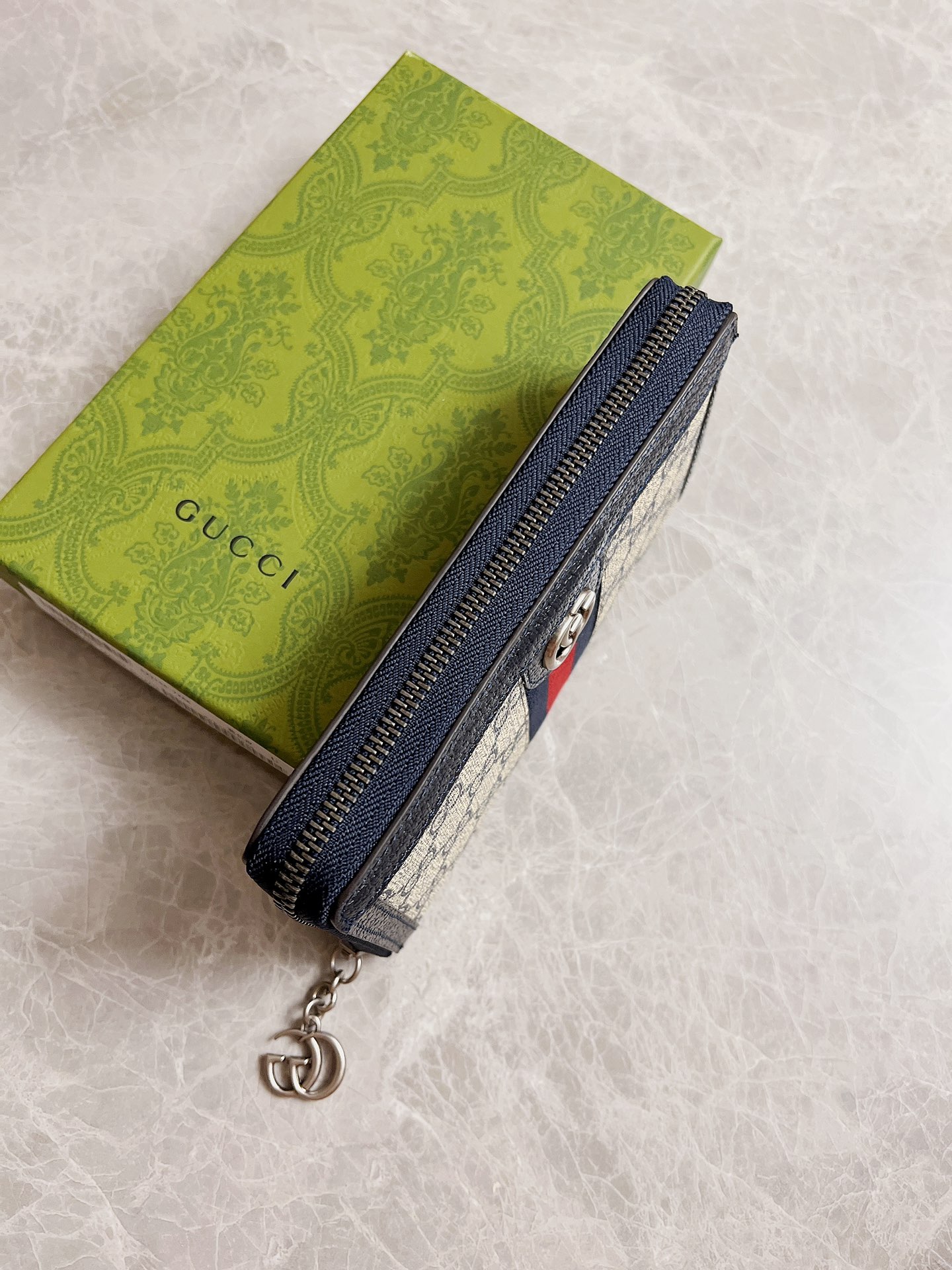 業界最高品質に挑戦!グッチオフィディアシリーズファスナー付き長財布 523154-1最高級