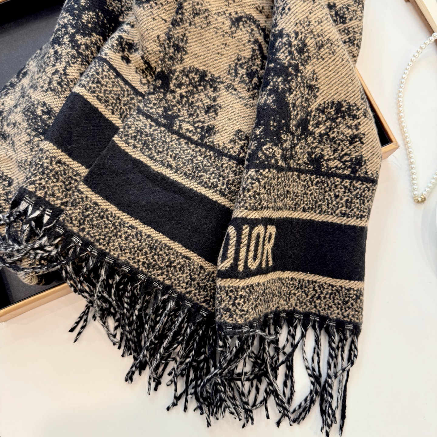 弊社は新着2025年秋冬 ユニセックス 高級カシミヤニットスーパーコピーマフラー 547811-1