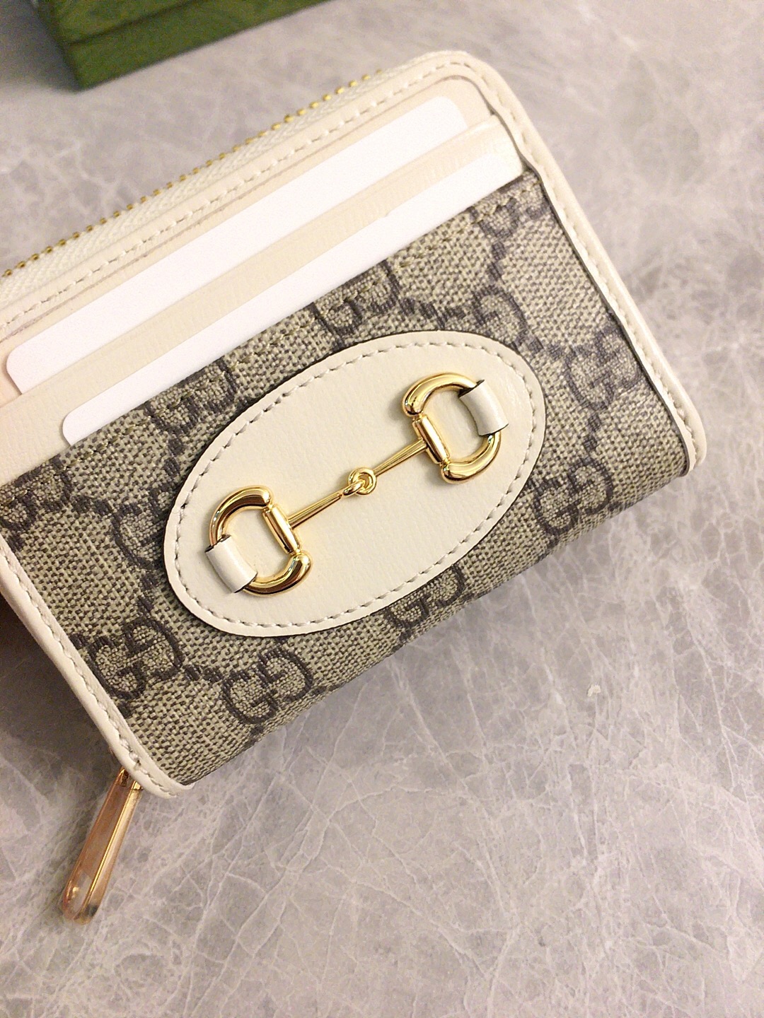 新品絶妙なデザイングッチ財布キーケースコピーマーモントカードホルダー 658549通販