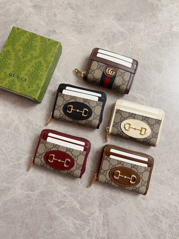 新品絶妙なデザイングッチ財布キーケースコピーマーモントカードホルダー 658549代引きを販売