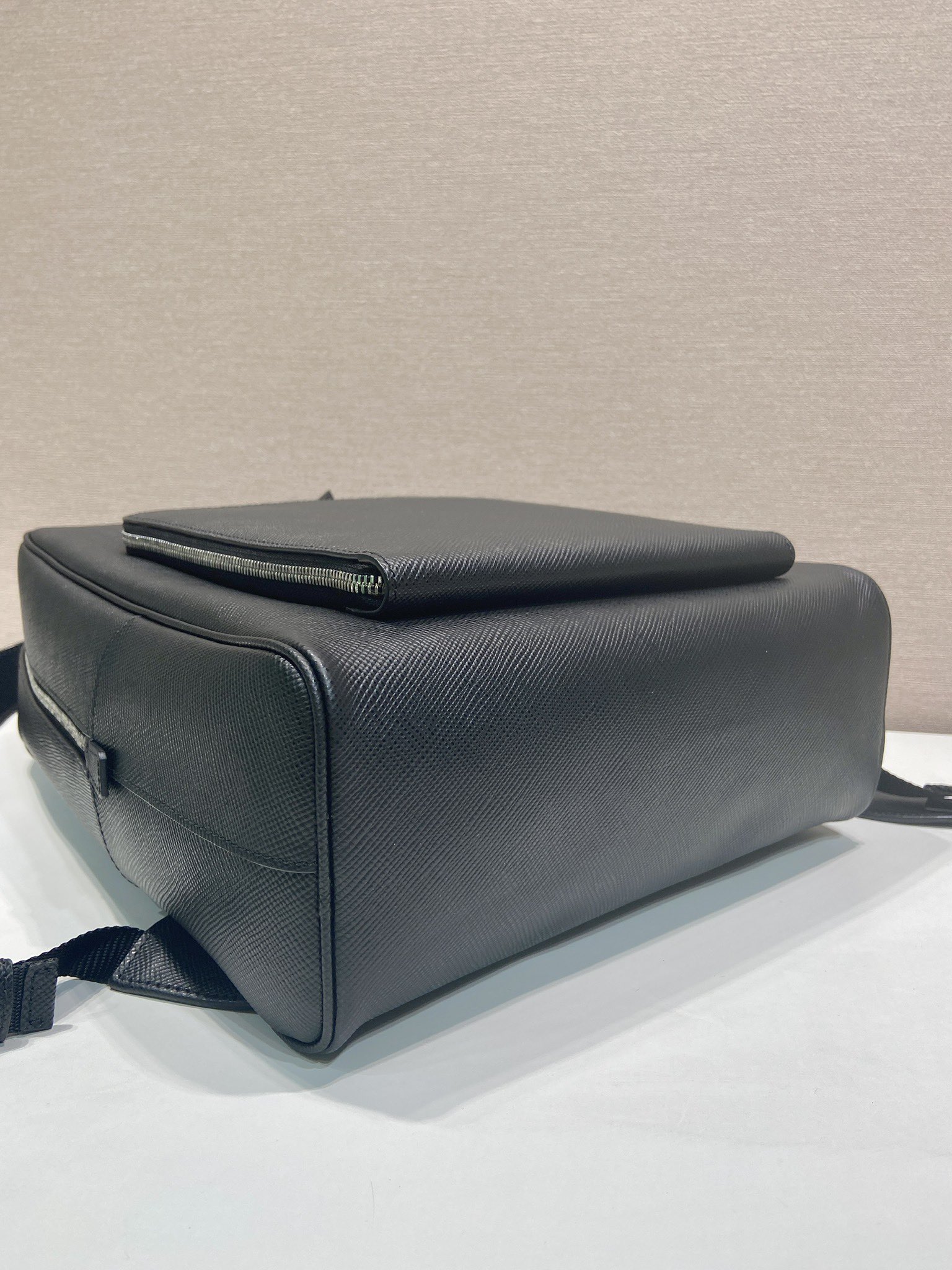 上流階級のプラダ黒バックパックスーパーコピー続々登場! 78009-1最高級