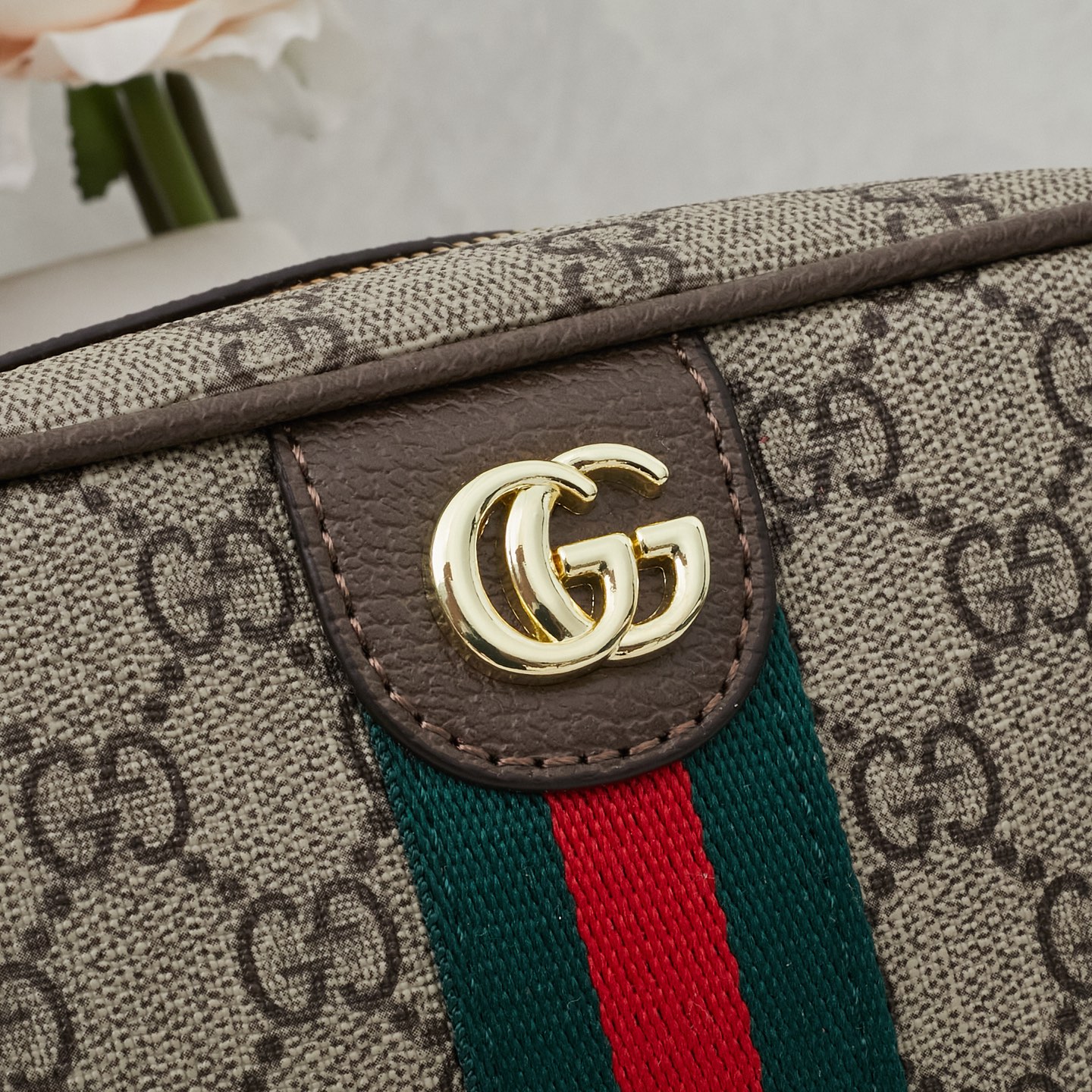 新着！業界No.1クラシックなグッチスーパーコピーカメラバッグ 841310人気