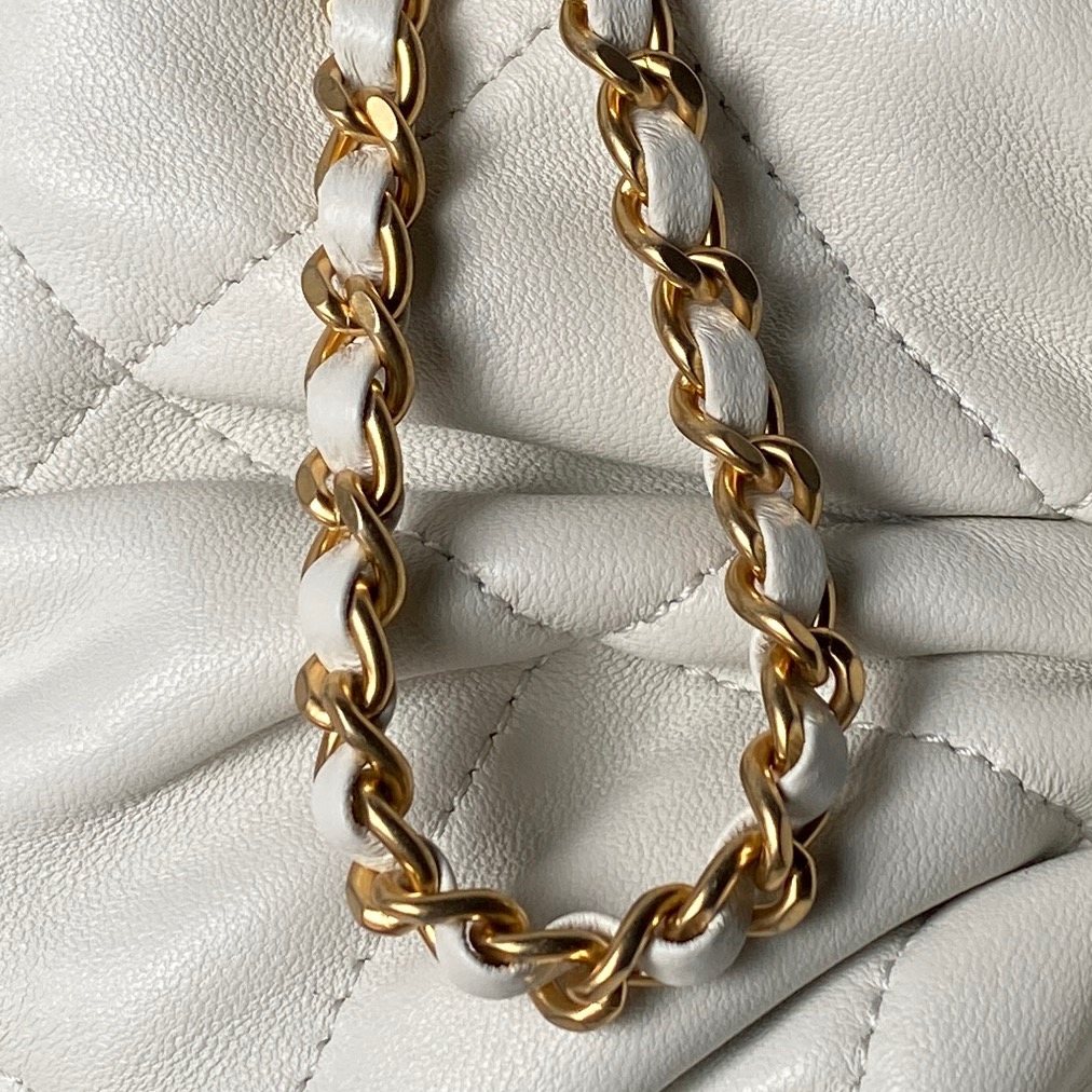 シャネルハンドバッグコピー人気の可愛い蝶ネクタイキルティング AS5849高い品質