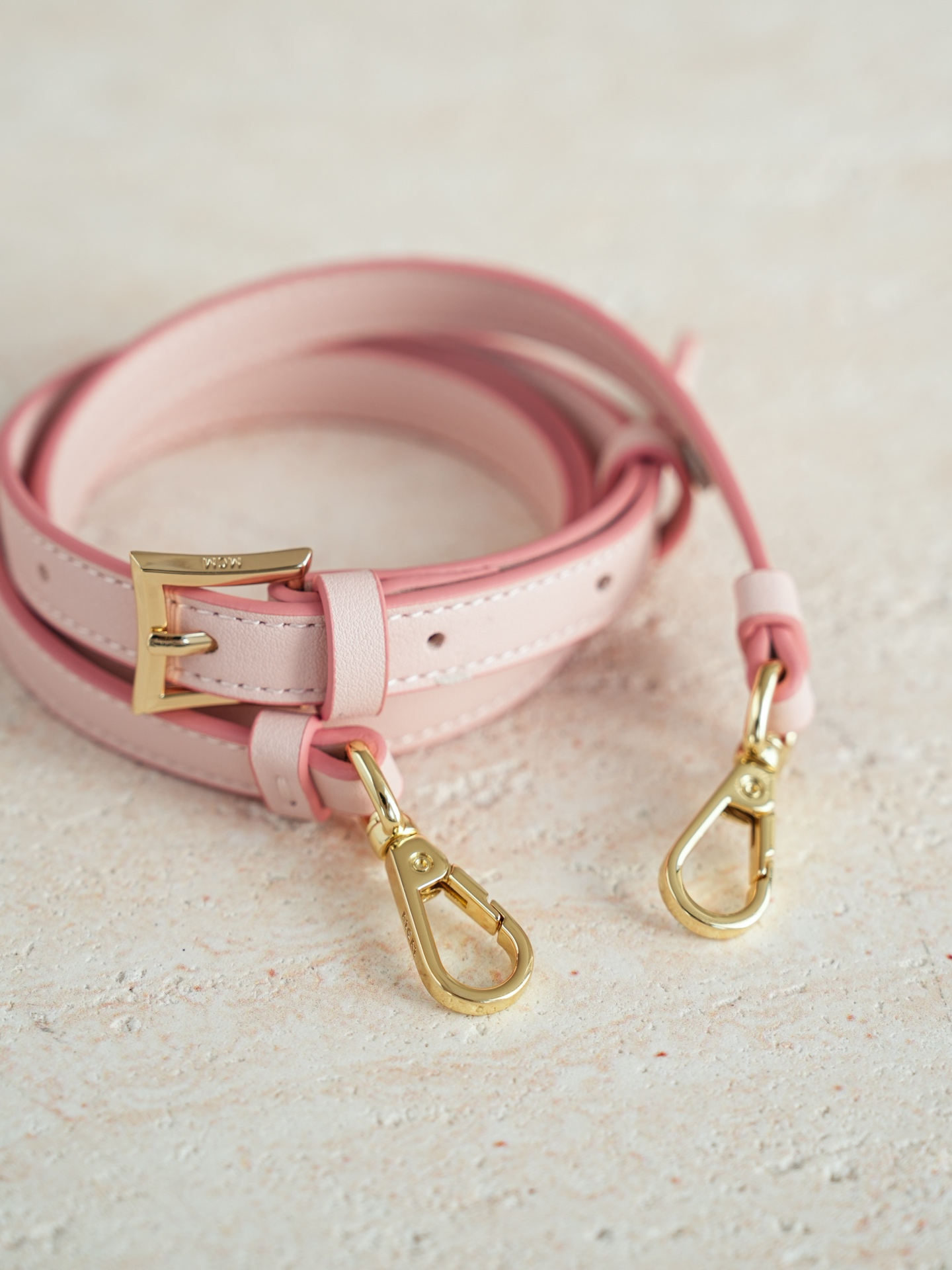 当店新作MCMバッグスーパーコピースーパーミニ ヘイズ ピンク ベジタブルバスケット G09811代引きを販売