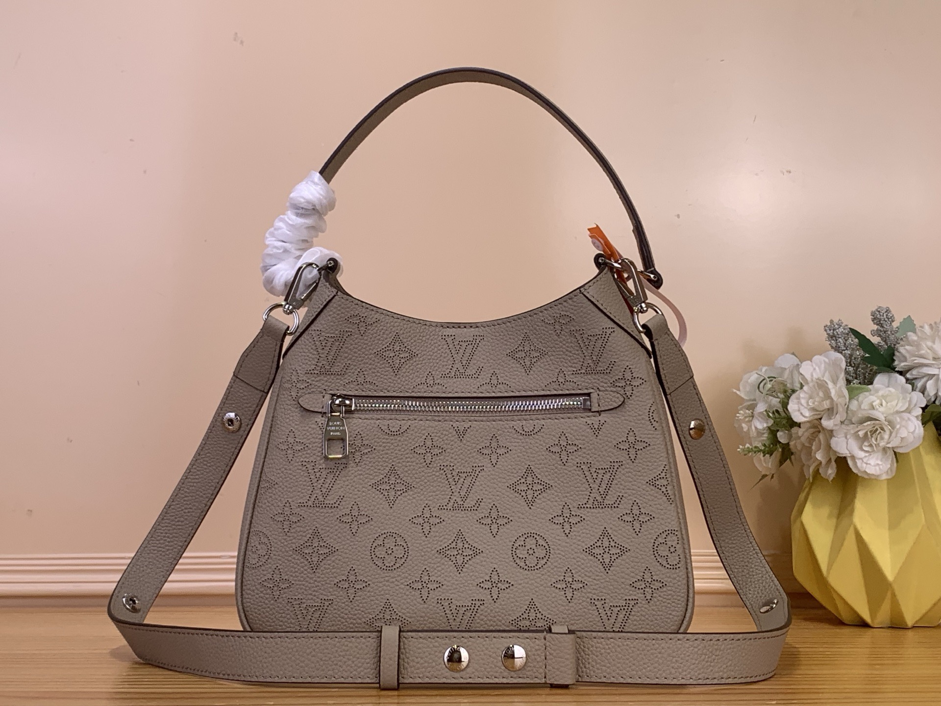 当店の人気新作スーパーコピールイ・ヴィトン モカベージュ パンチングレザーバッグ M27336激安送料無料