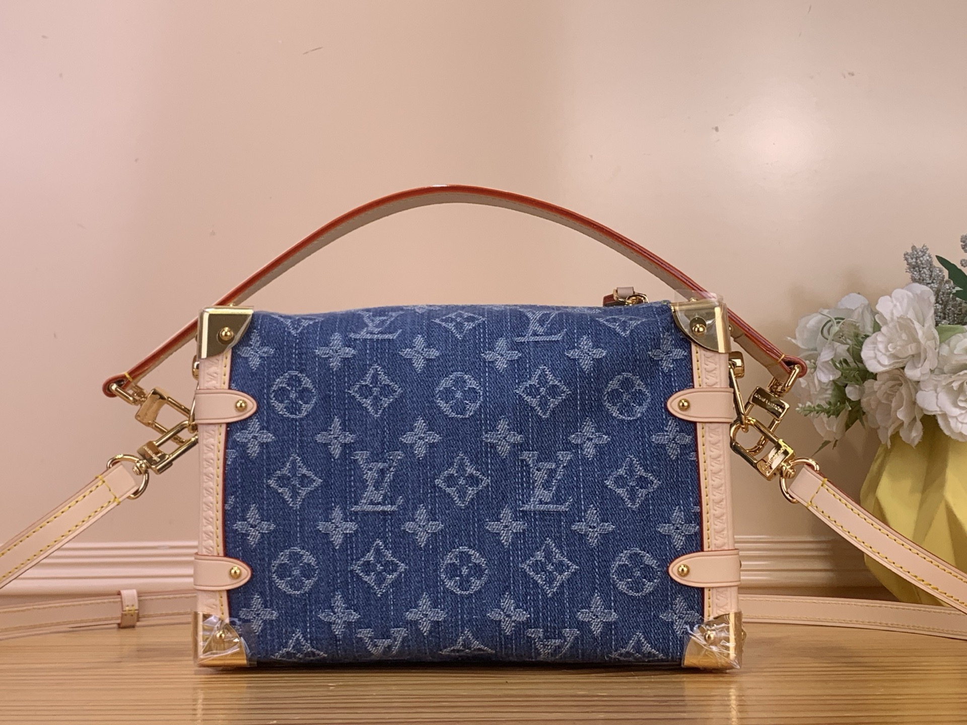 最高級完全再現ルイ・ヴィトンコピー新商品ミディアムバッグ ブルーデニム M27450激安送料無料