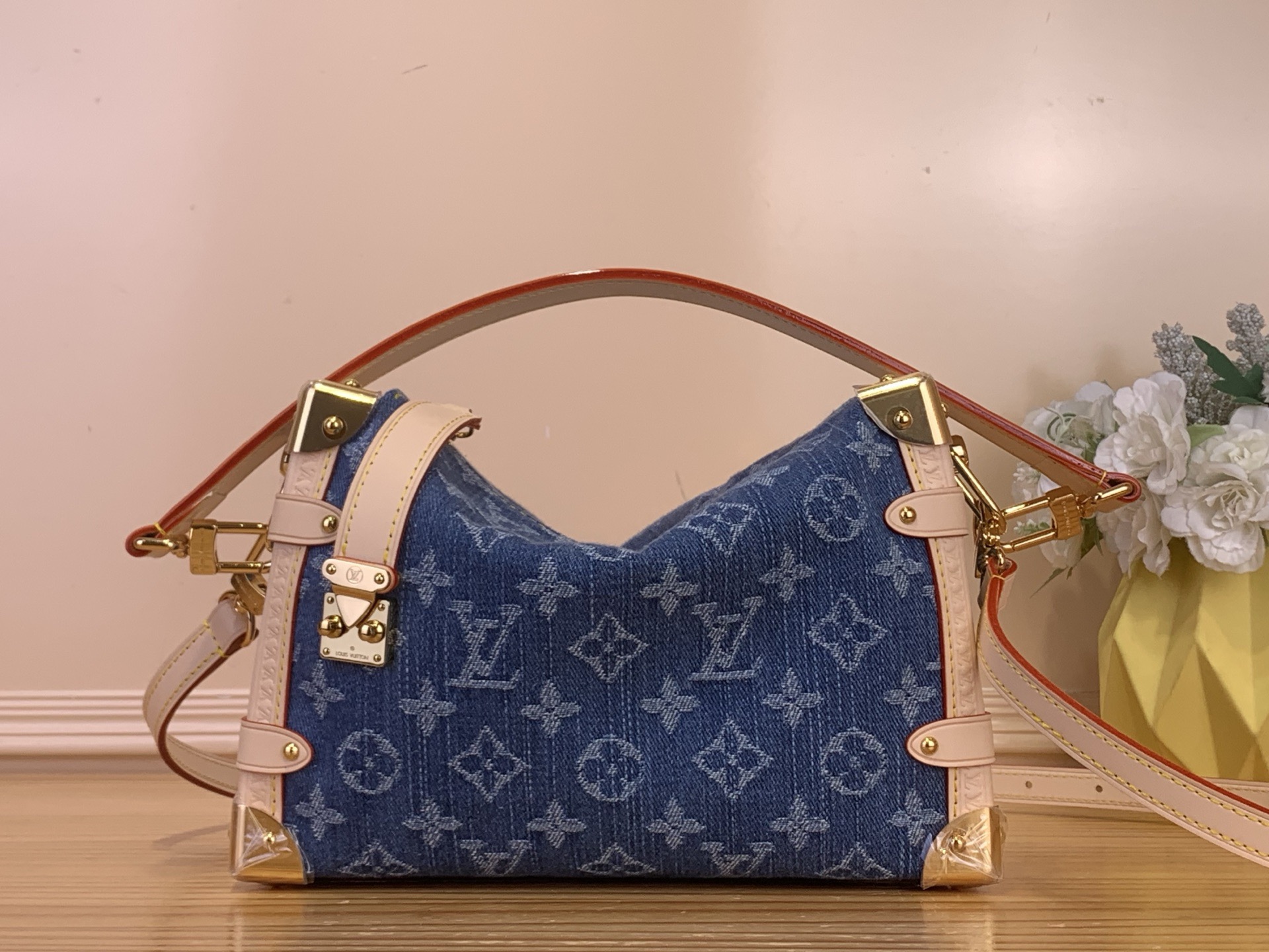 最高級完全再現ルイ・ヴィトンコピー新商品ミディアムバッグ ブルーデニム M27450N級品