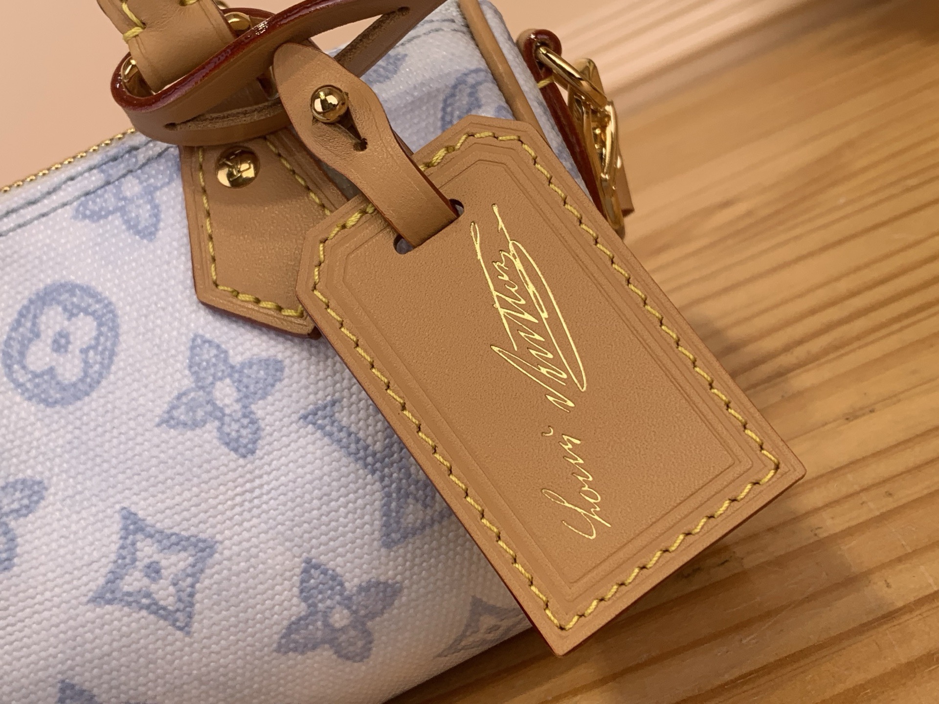 ルイヴィトンのアップグレード版サック・ナノ・スピーディ ライトブルーハンドバッグ M28323高い品質