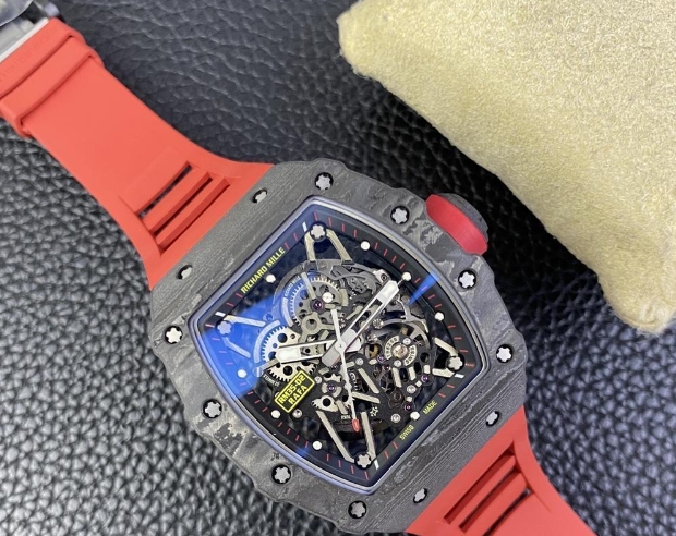 T+工場 リシャールミル独特の気質コピー時計NTPTカーボン ブラック/レッド RM35-03激安送料無料