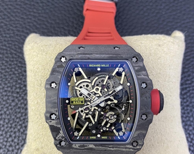 T+工場 リシャールミル独特の気質コピー時計NTPTカーボン ブラック/レッド RM35-03