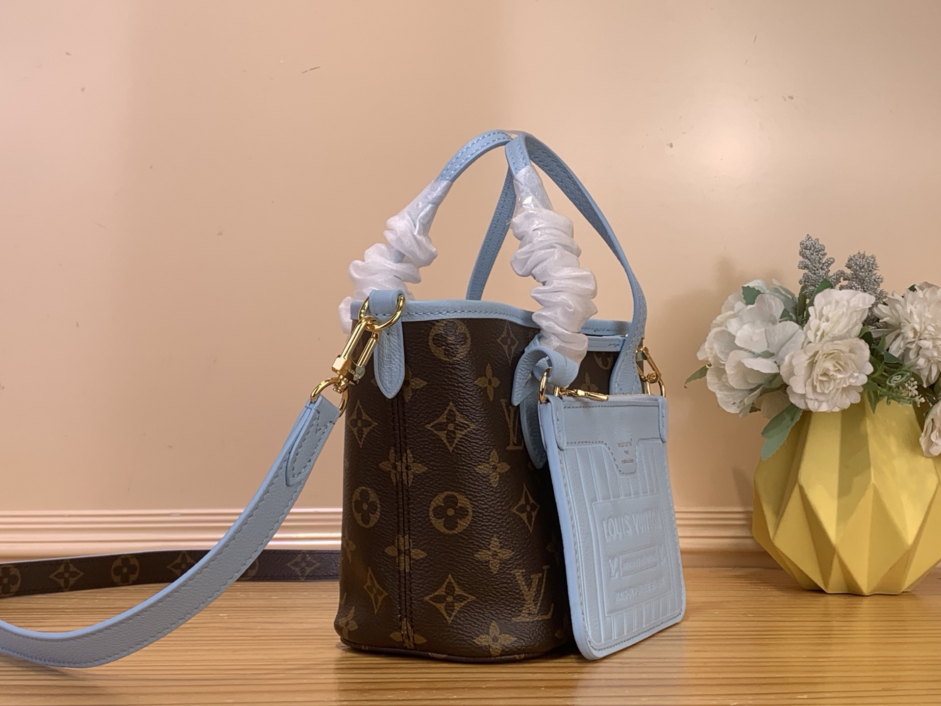 2026大人気スーパーコピールイ・ヴィトン モノグラム/スカイブルー ハンドバッグ m28318-1