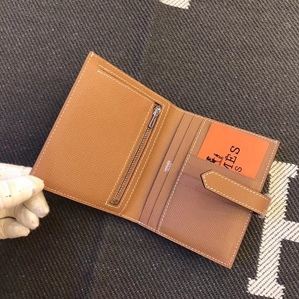 エルメス トエプソン シルバー ベアン コンパク スーパーコピーコピー he19071通販