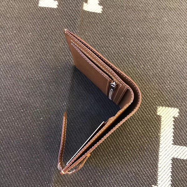 エルメス トエプソン シルバー ベアン コンパク スーパーコピーコピー he19071高い品質