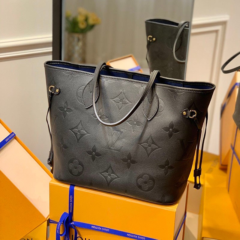 大人気ルイヴィトン ネヴァーフルブラック モノグラム アン新品 トートバッグ M45685通販