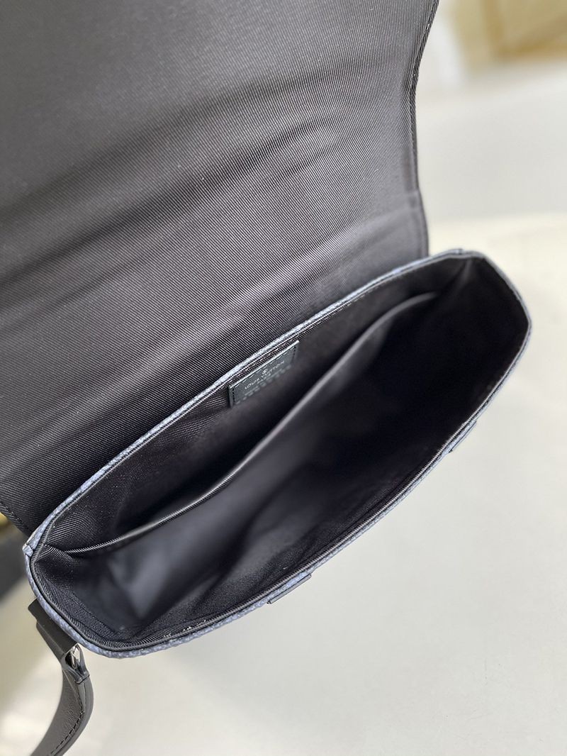 可愛いルイヴィトン ショルダーバッグコピー  トランクメッセンジャー PM モノグラム M57271代引きを販売