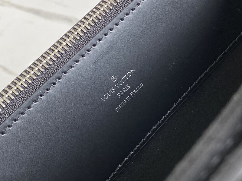 世界中で大人気♪ルイヴィトン M57680グルネルトートブランド偽物エピ･レザー代引きを販売