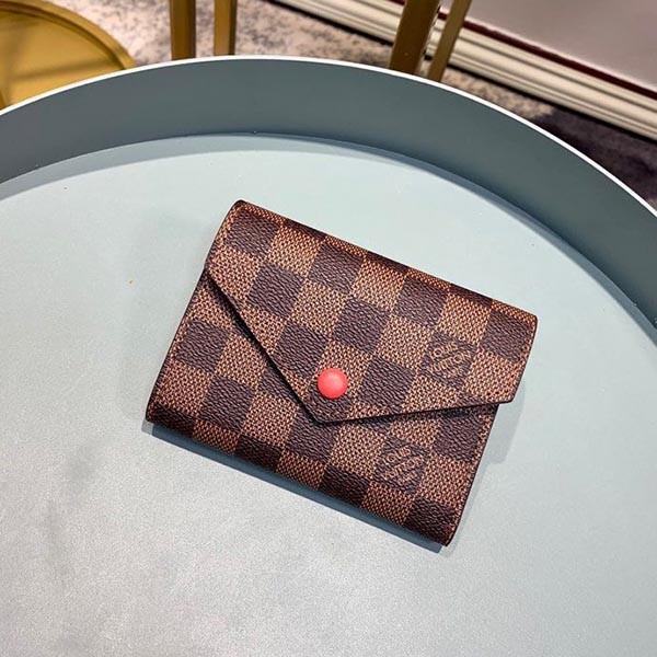 ルイヴィトン偽物 ポルトフォイユ ヴィクトリーヌ LV20333通販