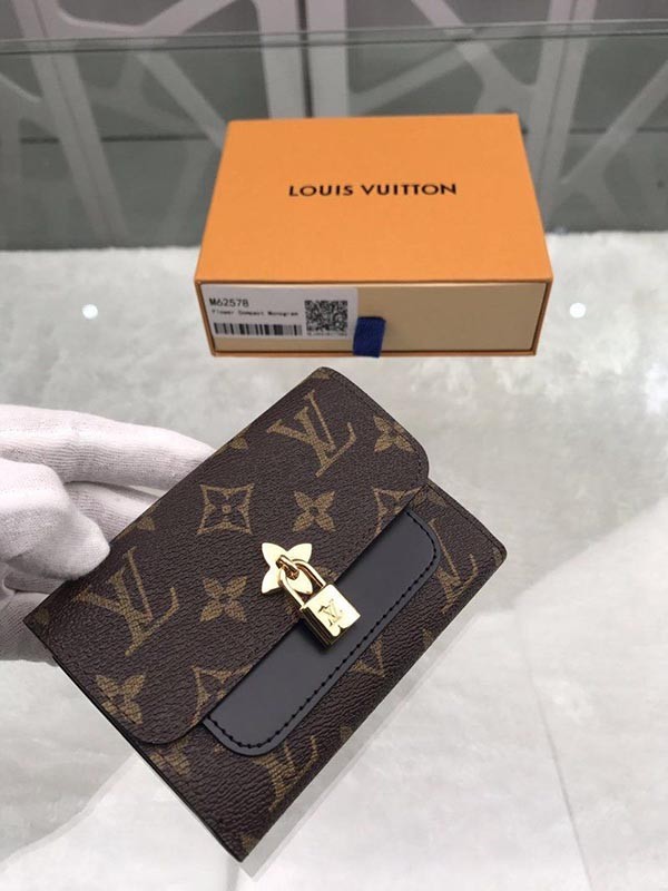 LV新作☆ルイヴィトン 財布 偽物 ポルトフォイユ フラワー コンパクト 黒 M62578通販
