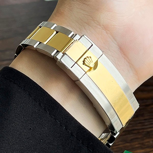 Rolex ロレックス 時計スーパーコピー シードゥエラー オイスター 126613LNN級品