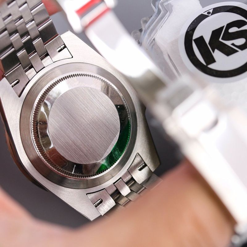ロレックス コピー 時計  GMTマスター2 自動巻き ステンレススチール メンズ ブラック 126710BLNR代引きを販売