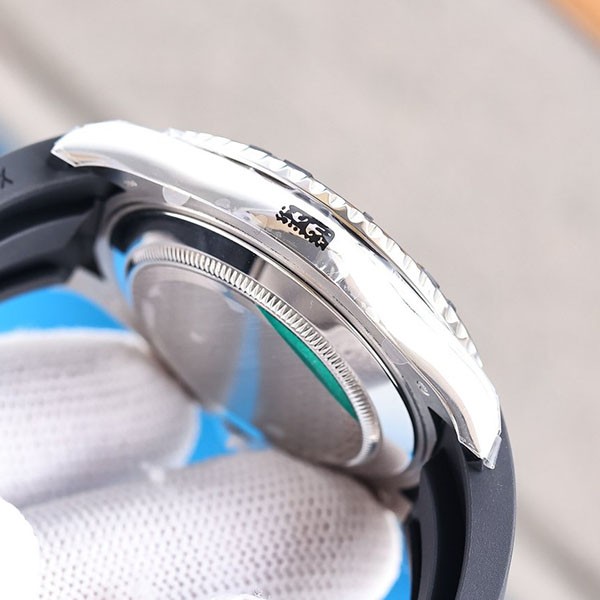 ロレックススーパーコピー 腕時計ヨットマスター42MM 226659代引きを販売