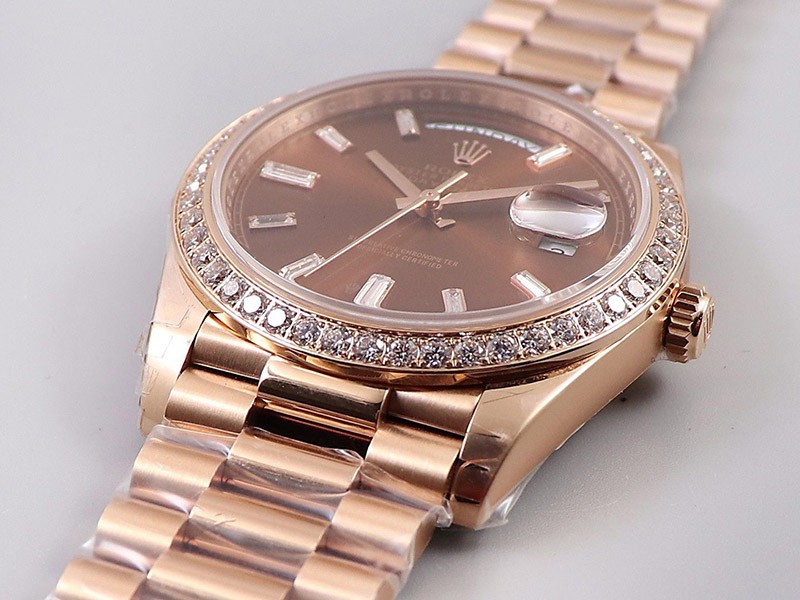 ロレックス ROLEX デイデイト 偽物 時計 40mm チョコレート メンズ 228345RBR通販
