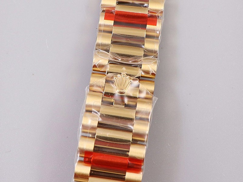 ロレックス 偽物 デイデイト 時計  40mm ブラック メンズ 228348RBR代引きを販売