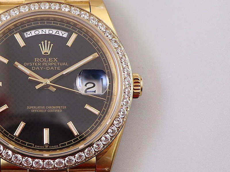【限定カラー】ロレックス スーパーコピー 腕時計  デイデイト 40mm ブラック メンズ 228348RBR-3高い品質