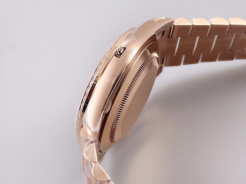 ROLEX ロレックス スーパーコピー 時計 デイデイト 40mm ピンク メンズ roy75824人気