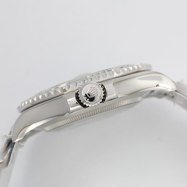 Rolex ロレックス ヨットマスター 時計 スーパーコピー  ダークロジウム 126622人気