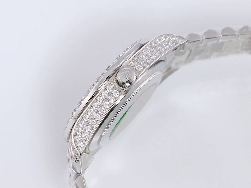 ロレックス ROLEX スーパーコピー 腕時計  39MM メンズ シルバー 全面ダイヤ デイデイト roj10057高い品質