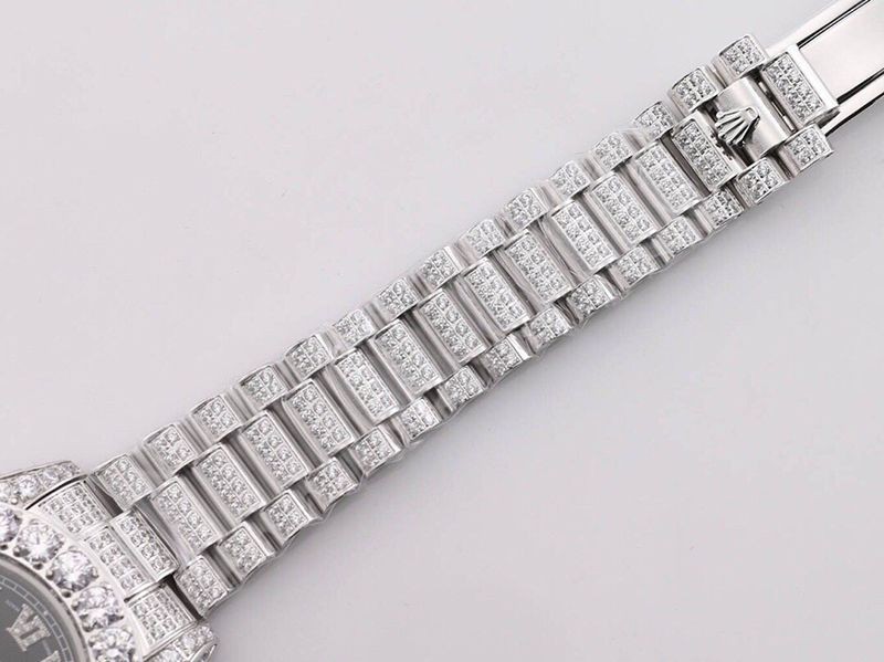 ロレックス ROLEX スーパーコピー 腕時計 39MM メンズ シルバー 全面ダイヤ デイデイト rom34702最高級