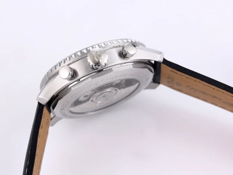 ブライトリングレジェンダリー アビエーション シリーズ (クラシック AVI )コピー時計43mm