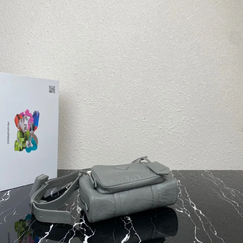 人気プラダコピー偽物春夏コレクション 1BB099-3
