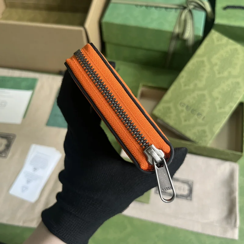 人気グッチスーパーコピー財布 スーパーグレー ジップアラウンドウォレット739484-1