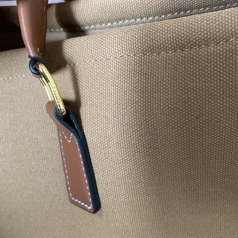 新入荷 カバス セリーヌコピー 横型プリントキャンバスハンド偽物バッグ 1168