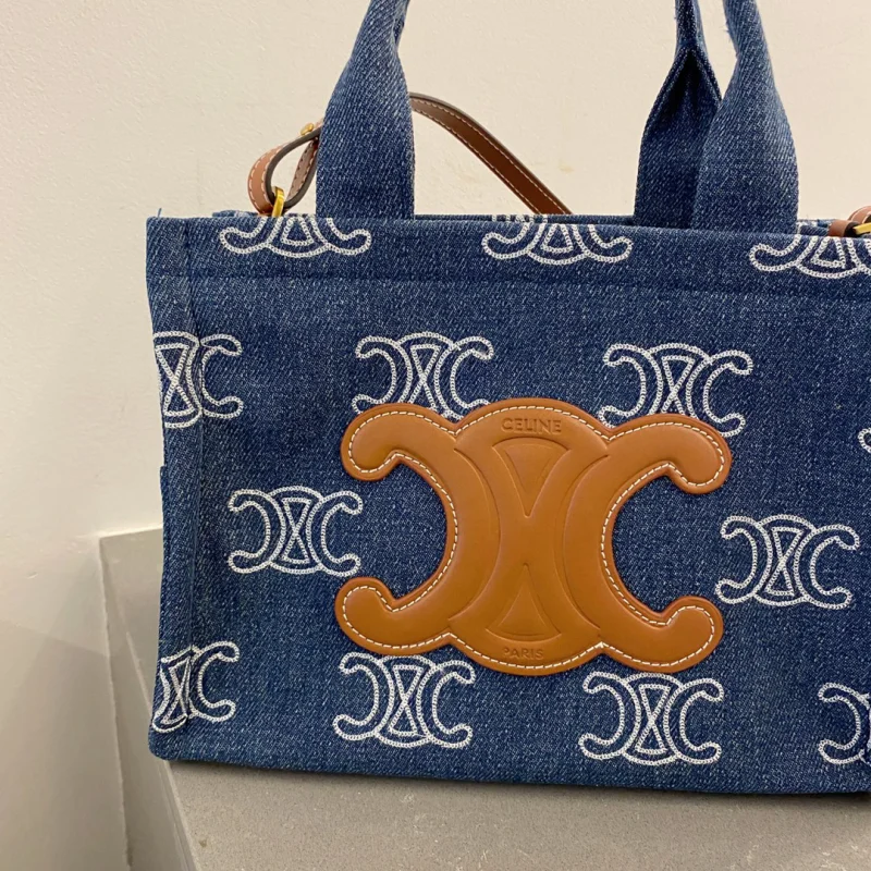 2023新作セリーヌスーパーコピーN級品 デニム生地 刺繍バッグ 136606