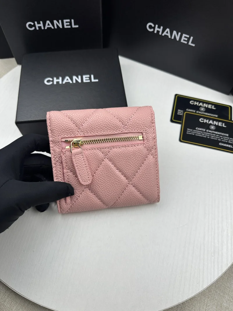 人気ブランドコピーシャネル 新品 三つ折り財布 フラップバッグ ピンク 138044