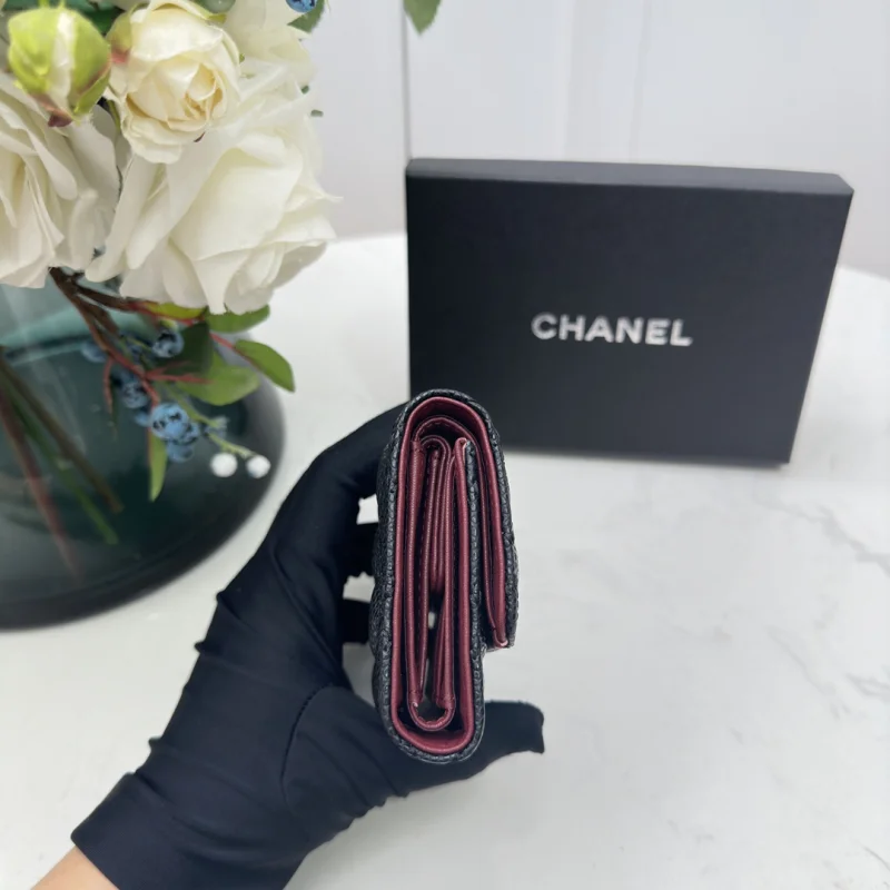新品シャネルスーパーコピー通販 ショート三つ折り財布 350873