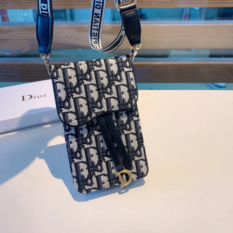 ディオールスーパーコピーの新作携帯電話メッセンジャーバッグ DO32400