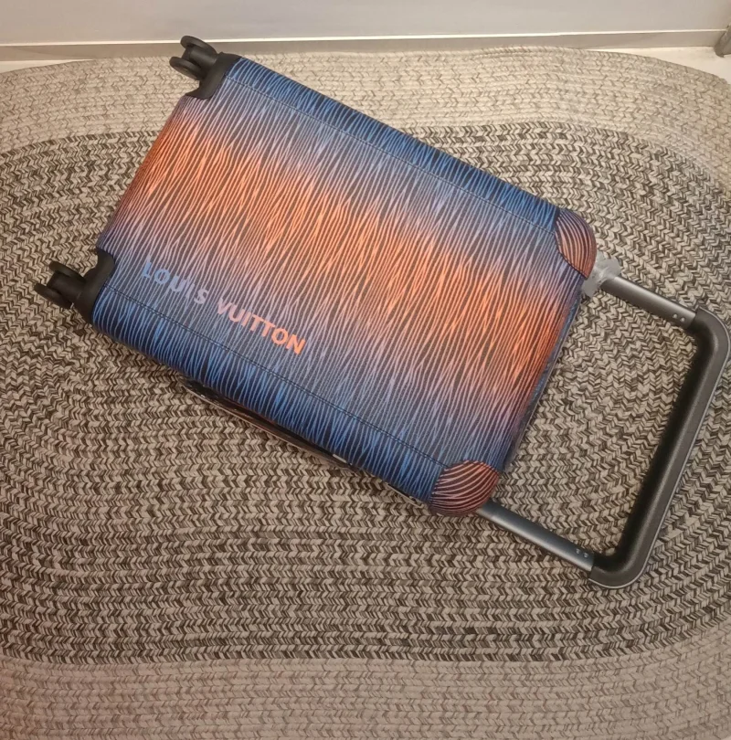 人気ブランドルイ・ヴィトンコピー ホライズン トロリーケース LV136711-1