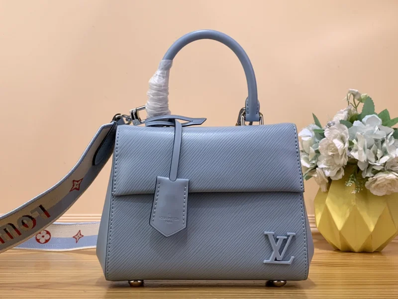 ブランドルイ・ヴィトンコピー クリュニー ミニ偽物バッグ チキンイエロー M22616-1