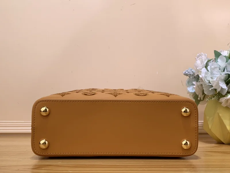 人気ブランドルイ・ヴィトンコピー カプシーヌ bb ハンドバッグ 刺繍 ナチュラル イエロー M22922-1