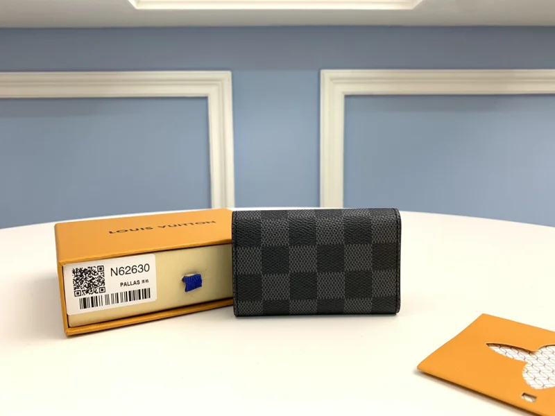 最高級ルイ・ヴィトンコピーの絶妙なキー偽物バッグ M62630-2